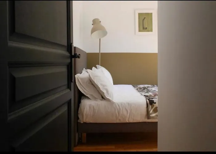 Superbe Arty&design Dominant Des Basques