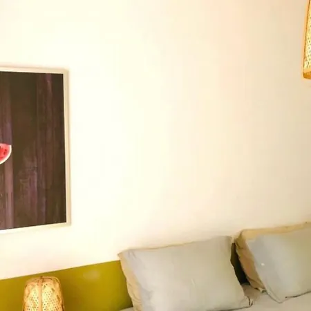 Superbe Arty&design Dominant Des Basques 比亚里茨